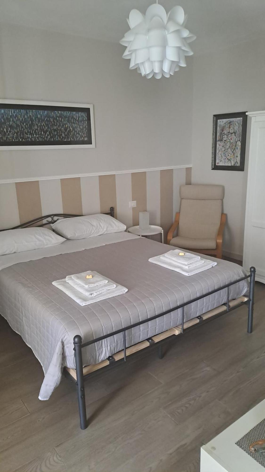Cb House Holiday П'єтразанта Екстер'єр фото