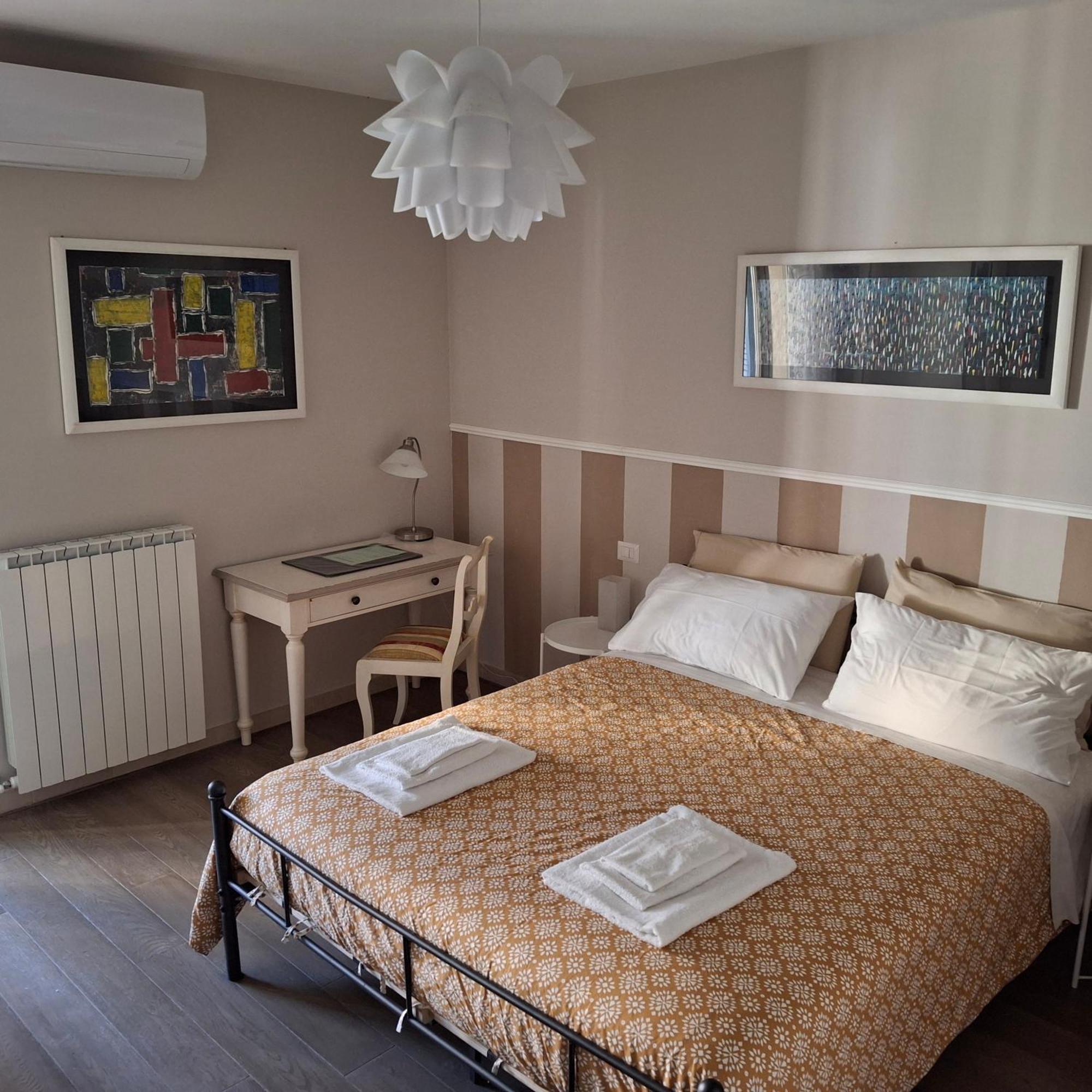 Cb House Holiday П'єтразанта Екстер'єр фото